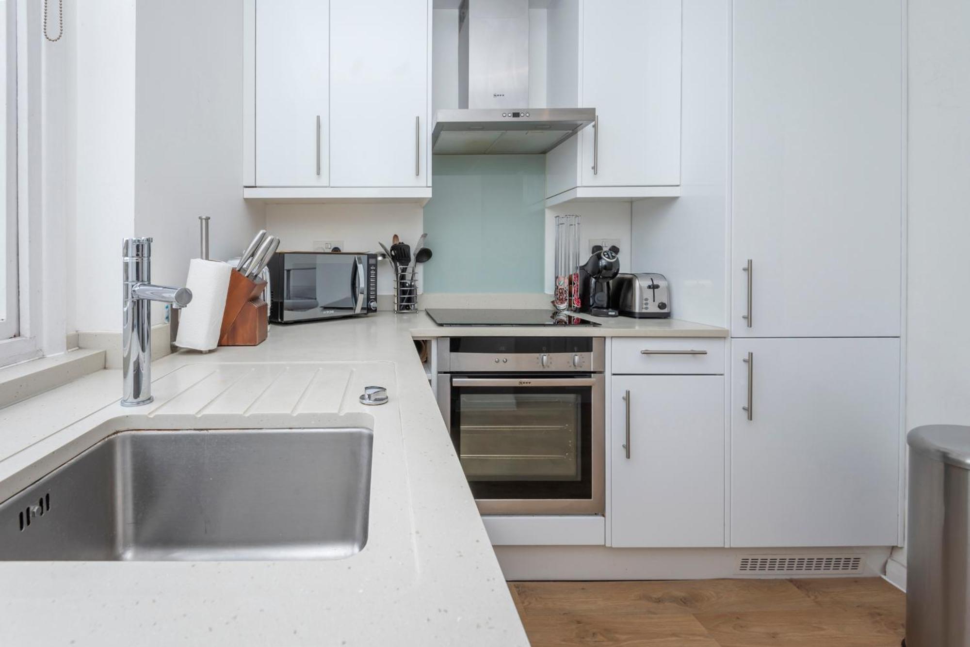 Apartamento Adorable, Comfy Flat Walk Paddington/elizabeth Stn